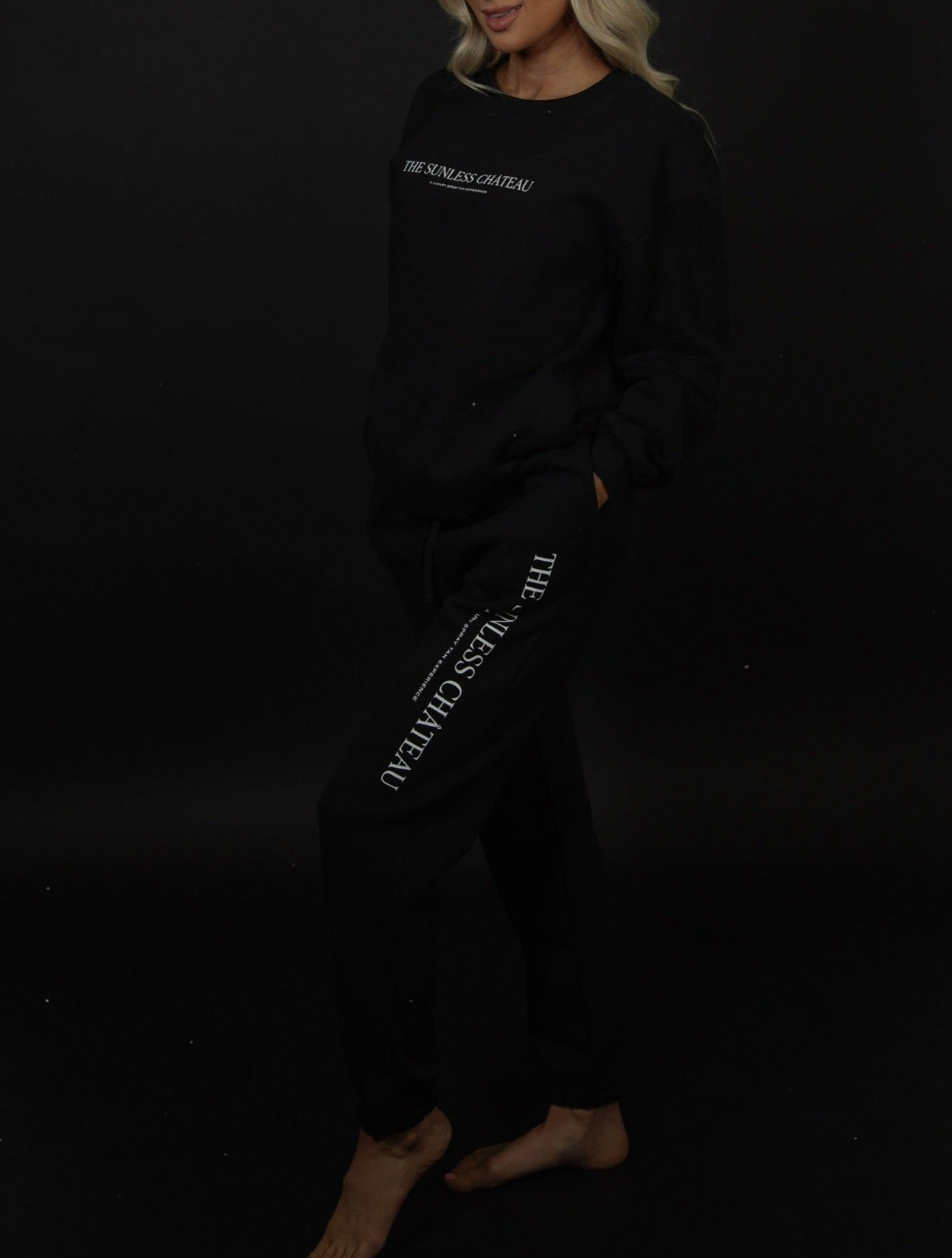 The Sunless Château Joggers | Black